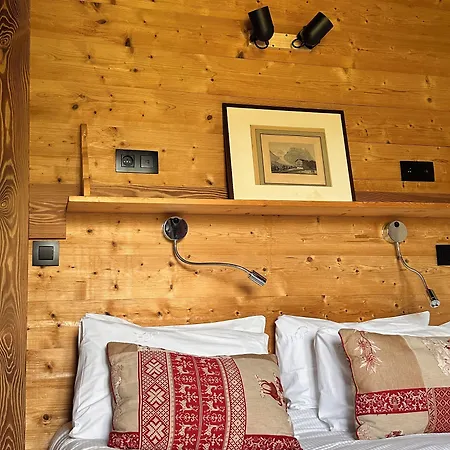 Le Jeu De Paume מלון 4*